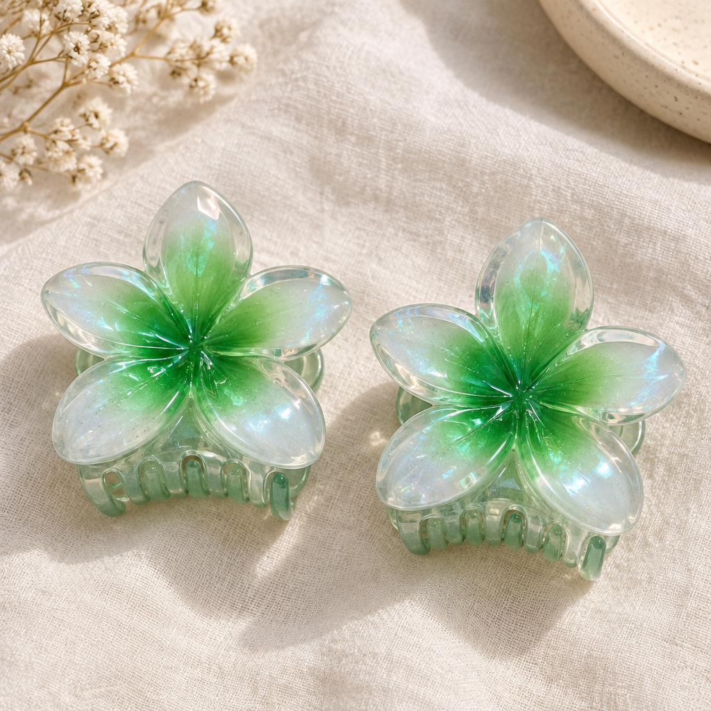Pack of 2 green flower claw clips
